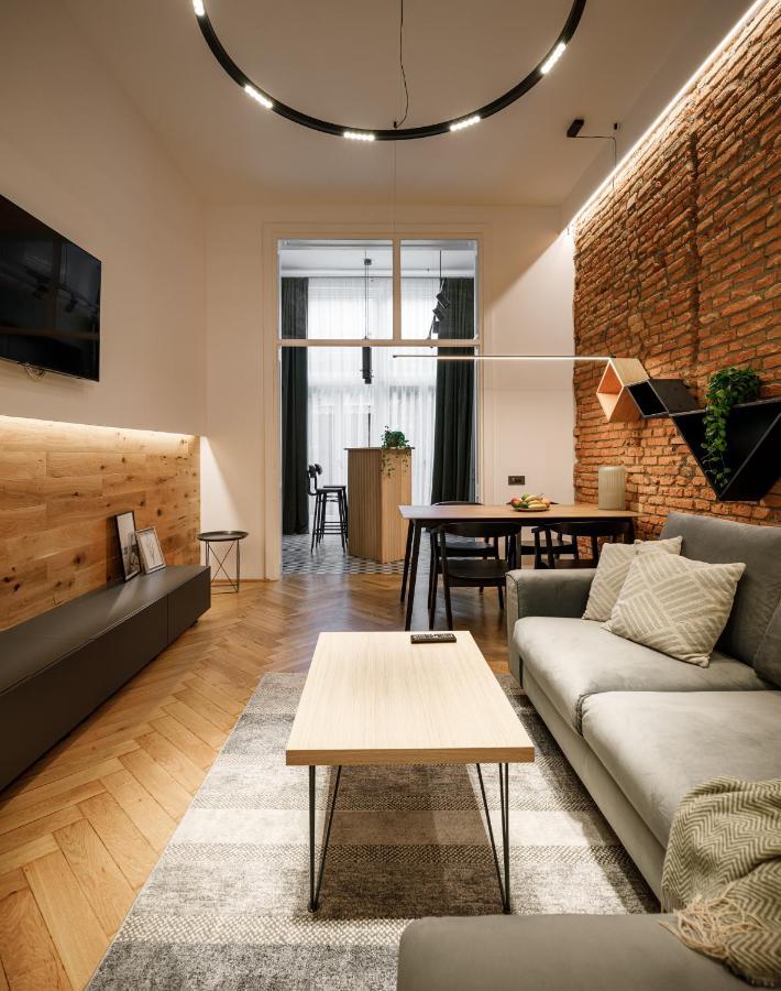 Ka'Yana Apartments - Restored Luxury In The Heart Of The Old Town, Near Black Church, Council Sq Braşov Exterior foto
